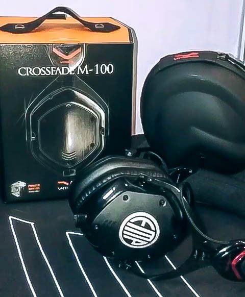 rp_EMP's tweet photo. Huge thanks to @VMODA for sponsoring these pair of V-Moda Crossfade M-100 headphones which looks and sounds amazing! 🎧🎵 
#vmodasg #vmoda #vmodamy #vmodamysg https://t.co/SKlFZGu8At