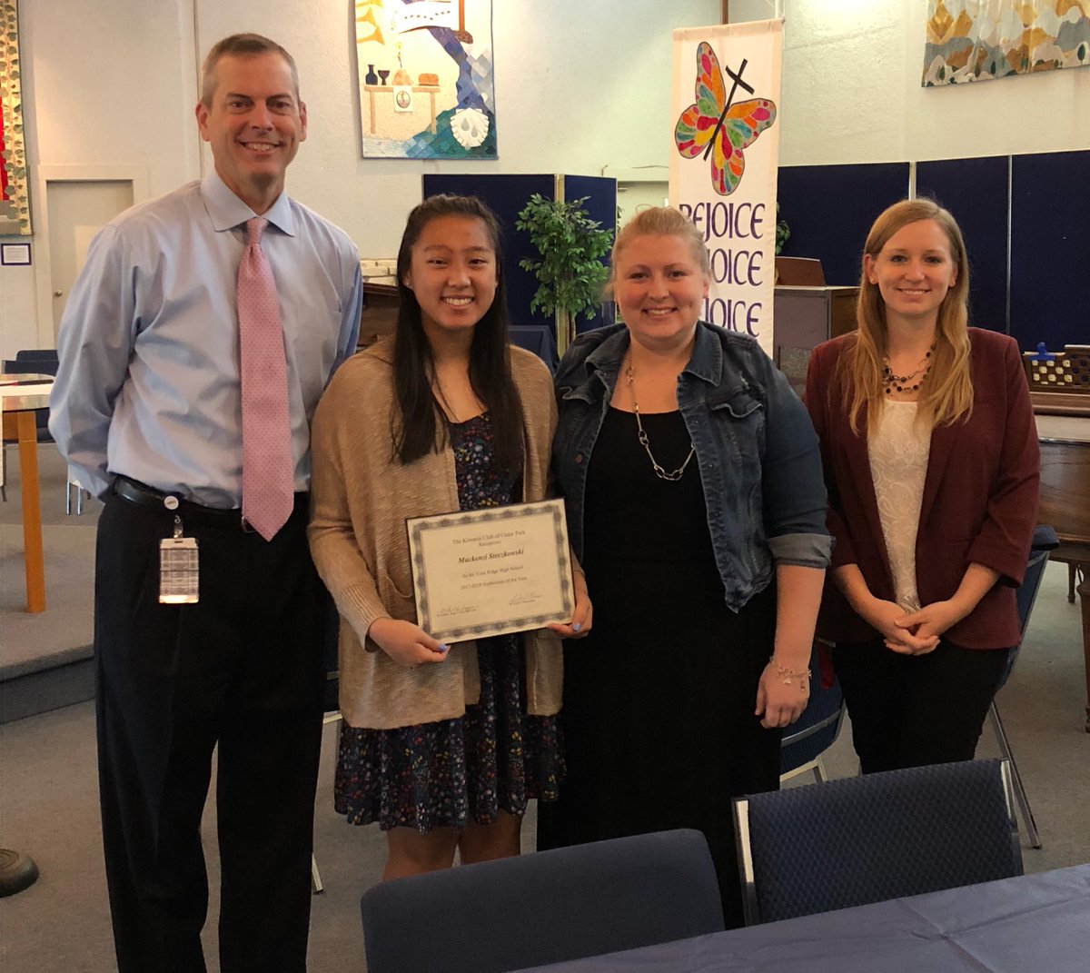 VistaRidgeHS's tweet photo. Congratulations Kiwanis Sophomore of the Year Mackenzie Steczkowski. @VRHSAVID. https://t.co/534cXrc66f