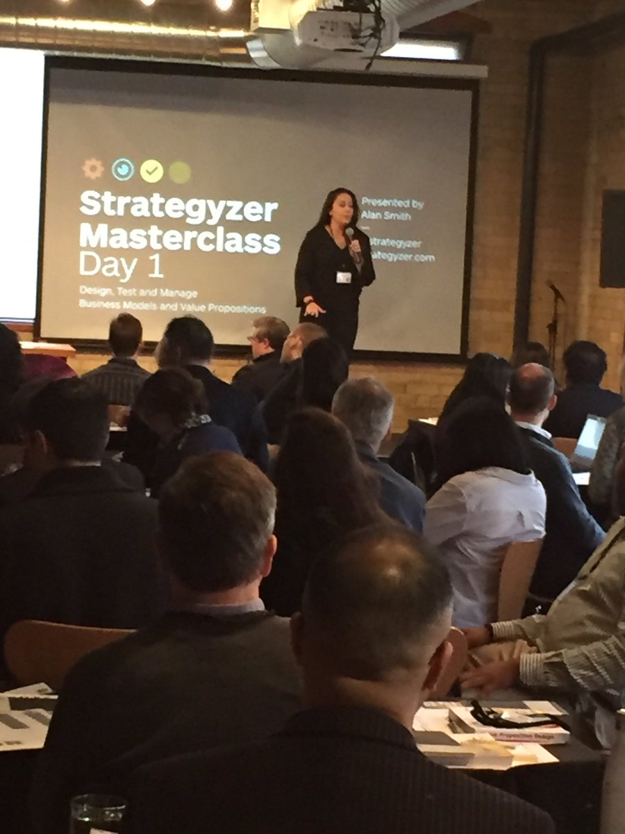 Okay - here we go Day 1 of <a href="/Strategyzer/">Strategyzer</a> Masterclass - full house, lots of buzz #bmgen