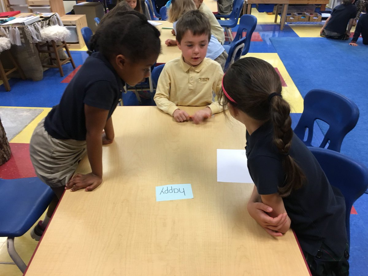 oakes6debbie's tweet photo. Expanding vocabulary in Miss Shaun &amp; Miss Megan’s K class @MissMeganNoe @shauncmccarthy #TrinityLearns https://t.co/7SehgT0Kgy