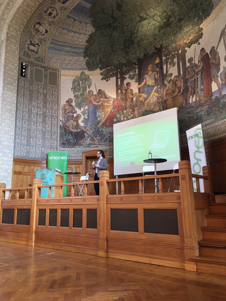 AghedMalin's tweet photo. Vetenskapsfestivalen: öppet för alla. Just nu på Gbg universitet för att moderera diskussion  om framtidens digitala arbetsliv. - Framtiden är viktig för att kunna göra smarta val NU, säger öppningstalare Henrik Ehrenberg #vetenskapsfestivalen #unionen #framtidstro #digital https://t.co/mzdDPsEp0w