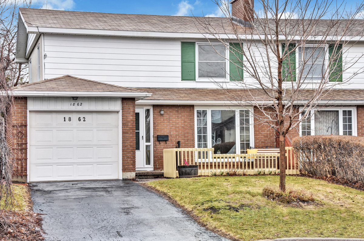 Joey_Abrams's tweet photo. 1862 Cloverlawn Crescent is launched! Check us out at https://t.co/7FkpT1AhVT. Open House from 2:00PM-4:00PM both Saturday and Sunday. #ClientsFirstAlways #WhatServiceShouldBe #GetYourRealEstateOn https://t.co/VkJ3g3Vpdx