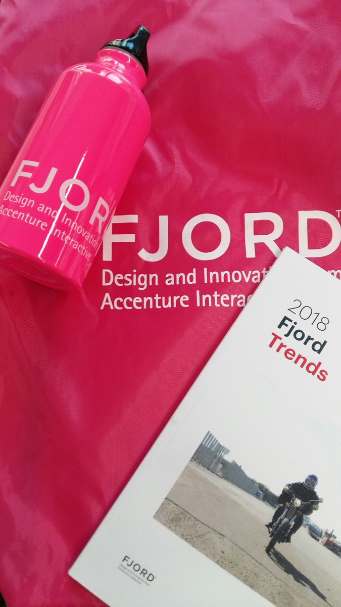 Lindaspada's tweet photo. Ready for the #FjordTrends safari tour #FuoriSalone2018 @ashleybenigno @alexdiana42 @maxmorielli @mariangelafior6 https://t.co/ixkNgLPOrb