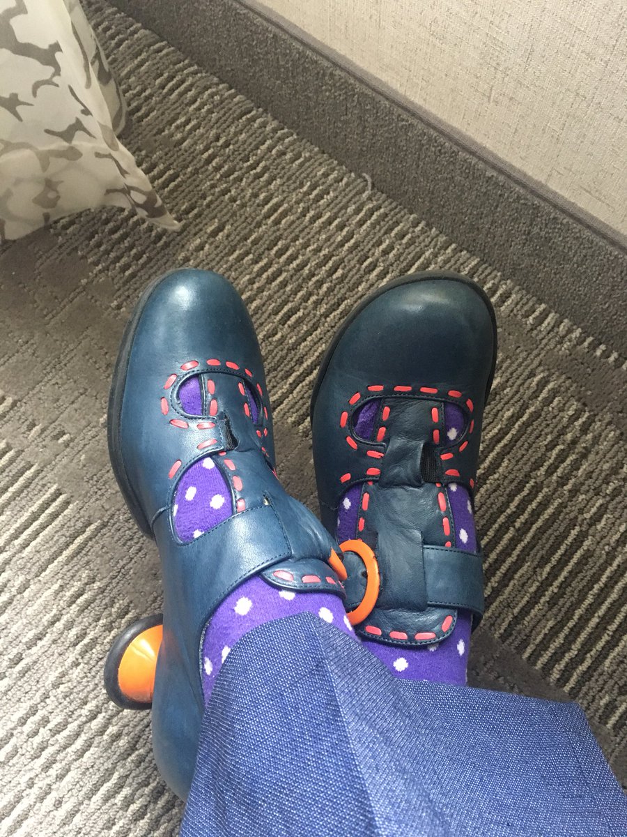palomitica29's tweet photo. Day 2 of #OLCinnovate and I’m sporting some blue #johnfluevogs -Ask me about my socks and you might get another tweet. ;)...@OLCShoeTweets #shoetweet https://t.co/FlS51IYv3a