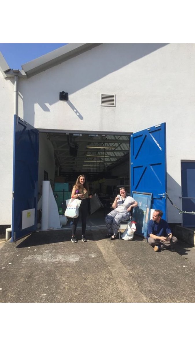 Sunshine again! Hoping this weather sticks around for a bit. Big doors open down in print 🌞#derbyuniversity #derbyuni #textiles #textiledesign #knit #print #weave #derbyshire #top3uk <a href="/DerbyUniArts/">University of Derby School of Arts</a>
