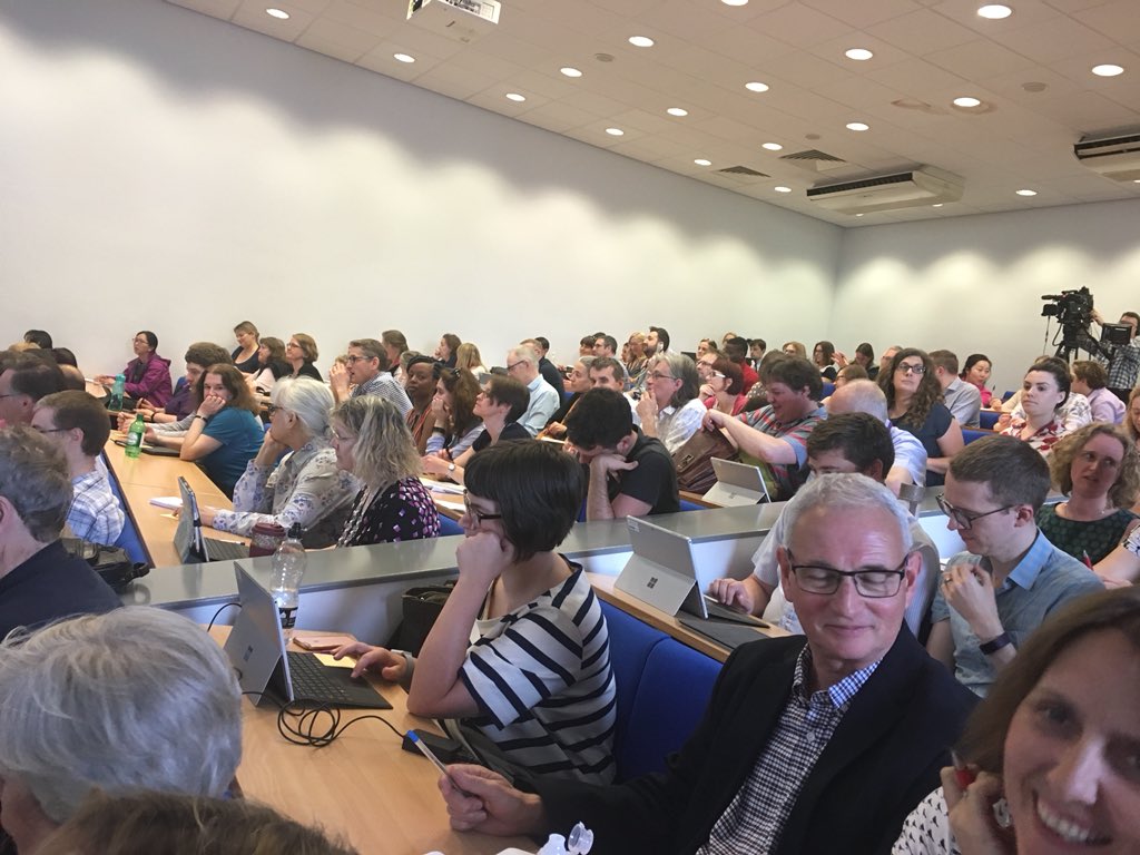 WenWapenaar's tweet photo. So true: You can’t impart or deliver knowledge, you can deliver information that students use to create knowledge, engaging lecture by @RacePhil #UoNTLC2018 https://t.co/geT9d7XN1y