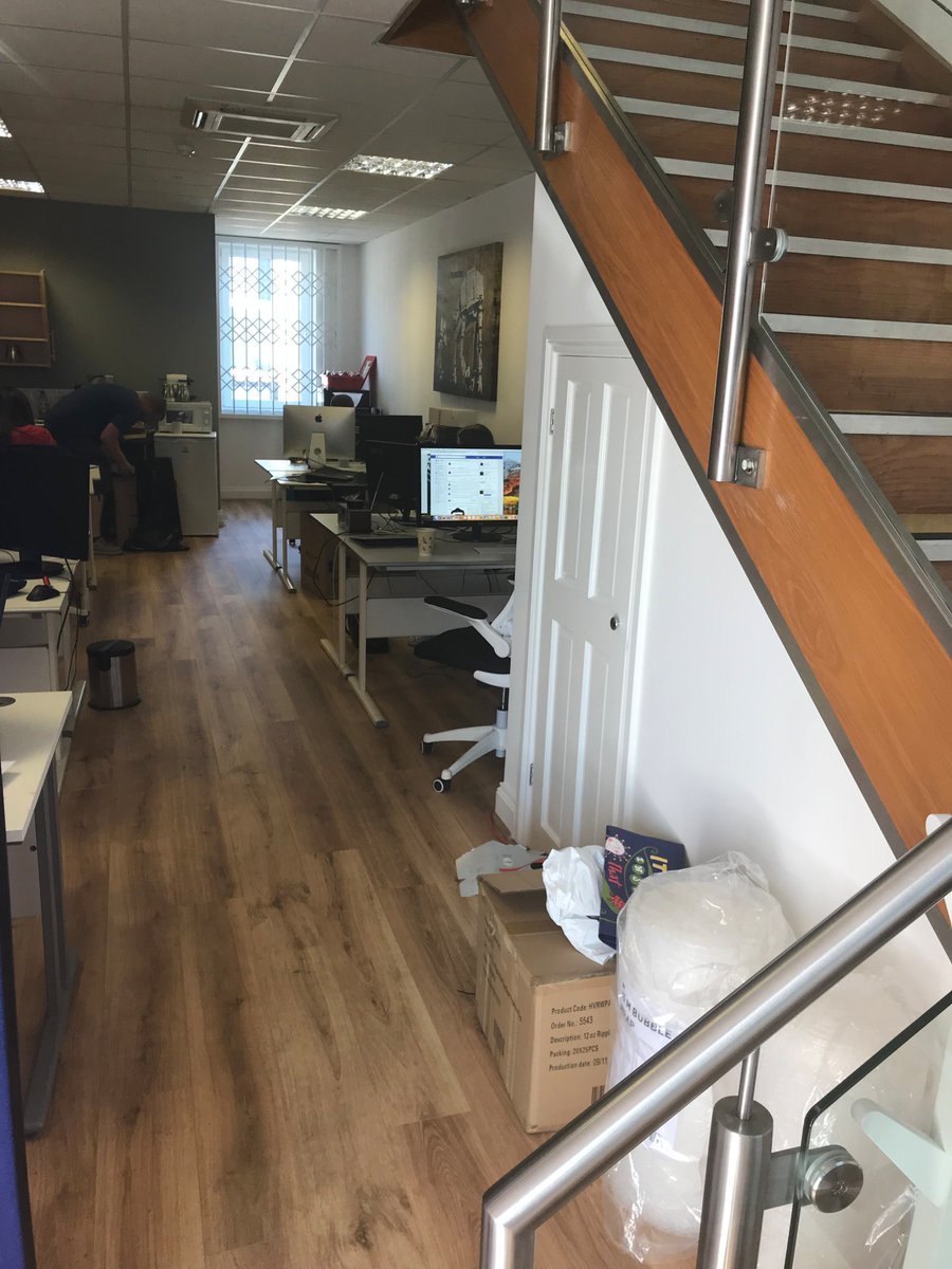 BigJobsite's tweet photo. It's all move here today at attb! After 7 amazing years in our Peterborough office, https://t.co/9WzE1XX7t7 is moving to a new bigger home! 😃 
#movingday #officelife #ThursdayMotivation https://t.co/OZ4Pdcr1s3