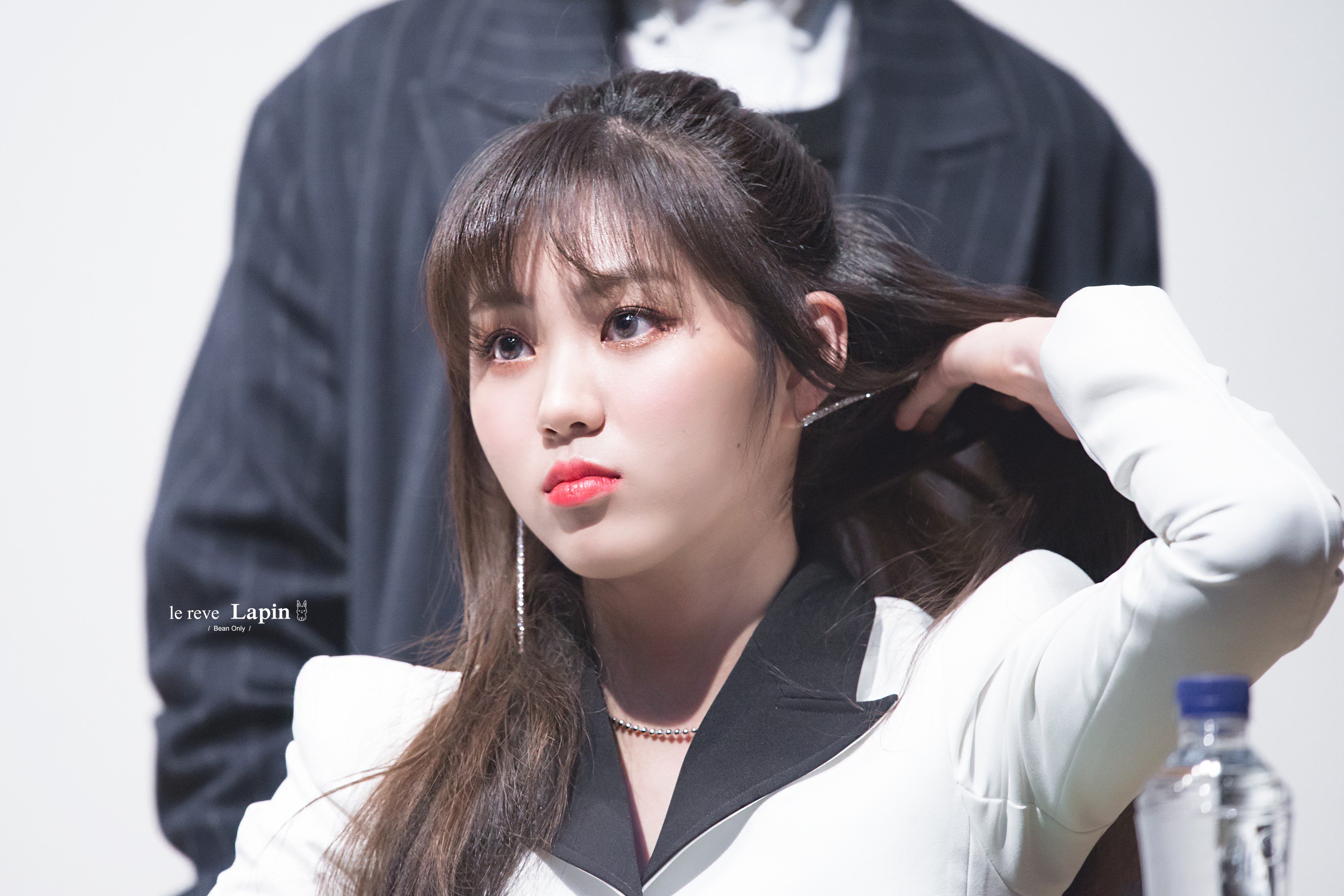 DbJiRnwUMAIb91X.jpg:orig