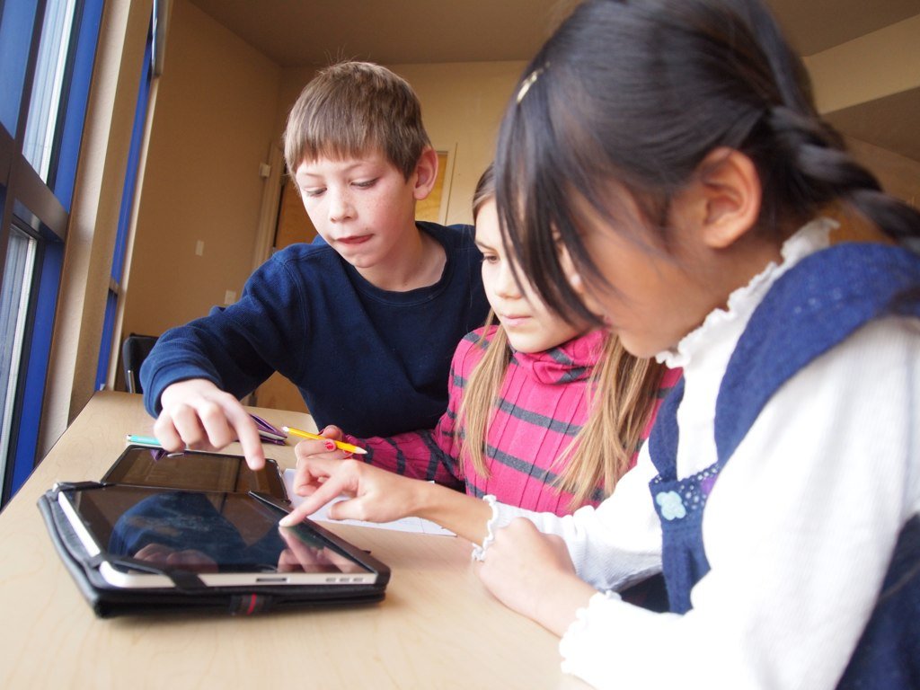 MathBRIX's tweet photo. MathBRIX is a cloud-based enrichment program that helps children, 4-8, think mathematically &amp; problem-solve. Students see &amp; touch the big ideas in math. For a limited time, MathBRIX is FREE. Try better math: https://t.co/JJFZgg4zDZ #edtech #NCTMannual #gbl #earlyed https://t.co/b8ceOKwuyg