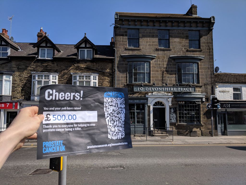 10DevonshirePl's tweet photo. Sun is shining and we're smiling because you've helped us raise £500 for @prostatecanceruk !
Thanks everyone especially @djtrevuk for organising the pub quiz for the occasion!
#harrogate #10dev #prostatecanceruk https://t.co/fdMTLA33e7