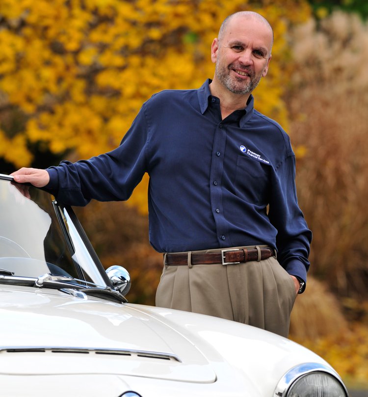 PFS_Leasing's tweet photo. 20 years ago, Mitch Katz created the "Simple Lease," and changed the way people acquire exotic and vintage cars. Hear Mitch's story on today's CarsYeah podcast: https://t.co/fvN1f0YQd7 #exoticcars #vintagecars #carsyeah https://t.co/VPM8Px51iL