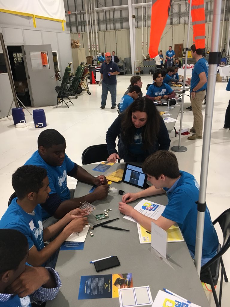 SASeducator's tweet photo. A work in progress. Building the #Stratux. #Dataonthefly @SASsoftware #NCscifest https://t.co/TUuellEW2A