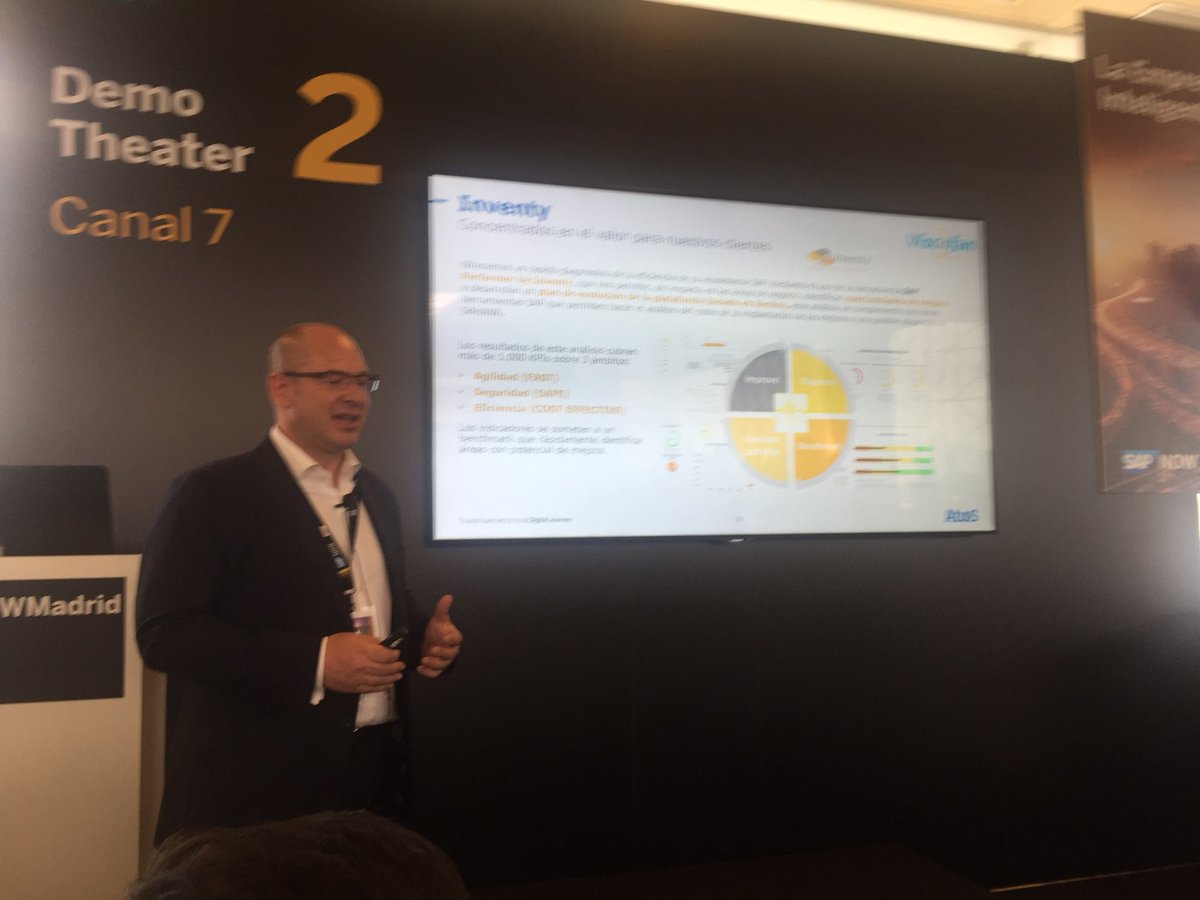 AlfonsoReajo's tweet photo. SAP NOW
#Inventy como acelerador en el camino óptimo hacia la evolución a SAP New Generation de la mano de @AtosES presentado por @Jaime Gómez Acebo. #SAPNOW 2018 https://t.co/T32ogcG13S
