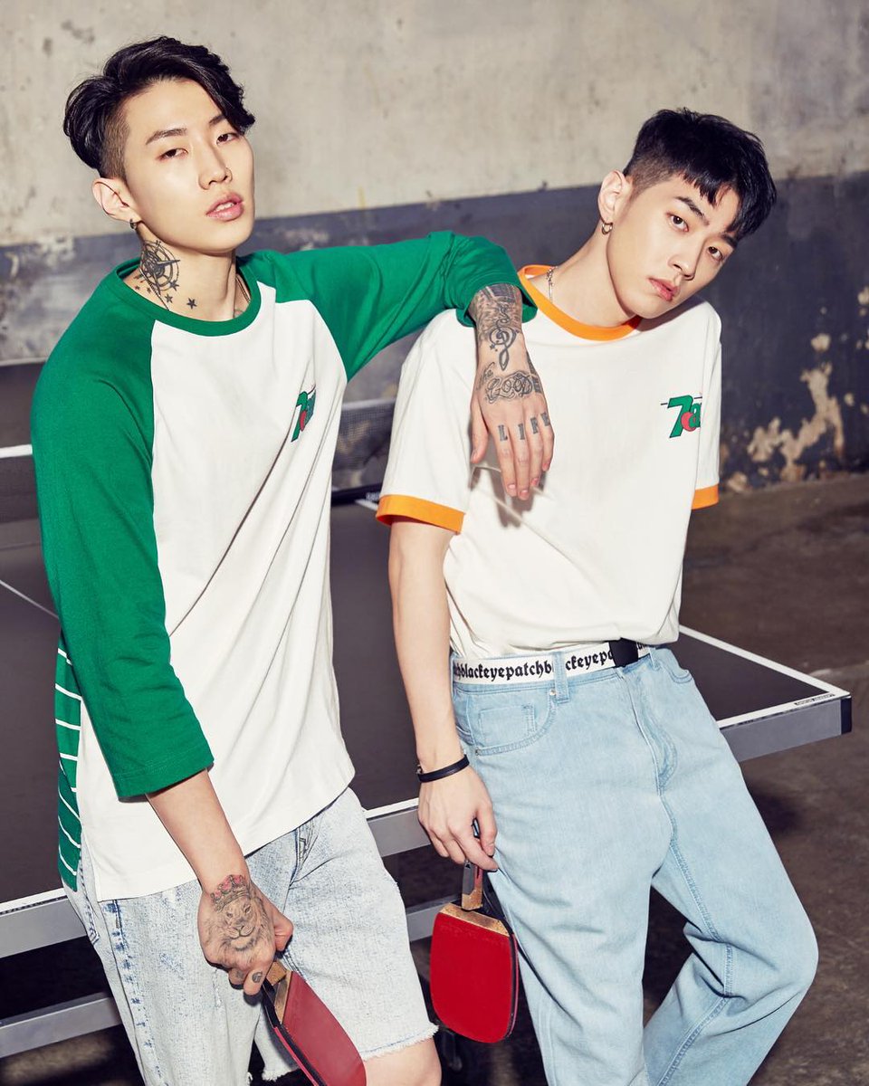 レア！ JAY PARK パクジェボム AOMG 壁掛け 時計 掛時計/柱時計 レア