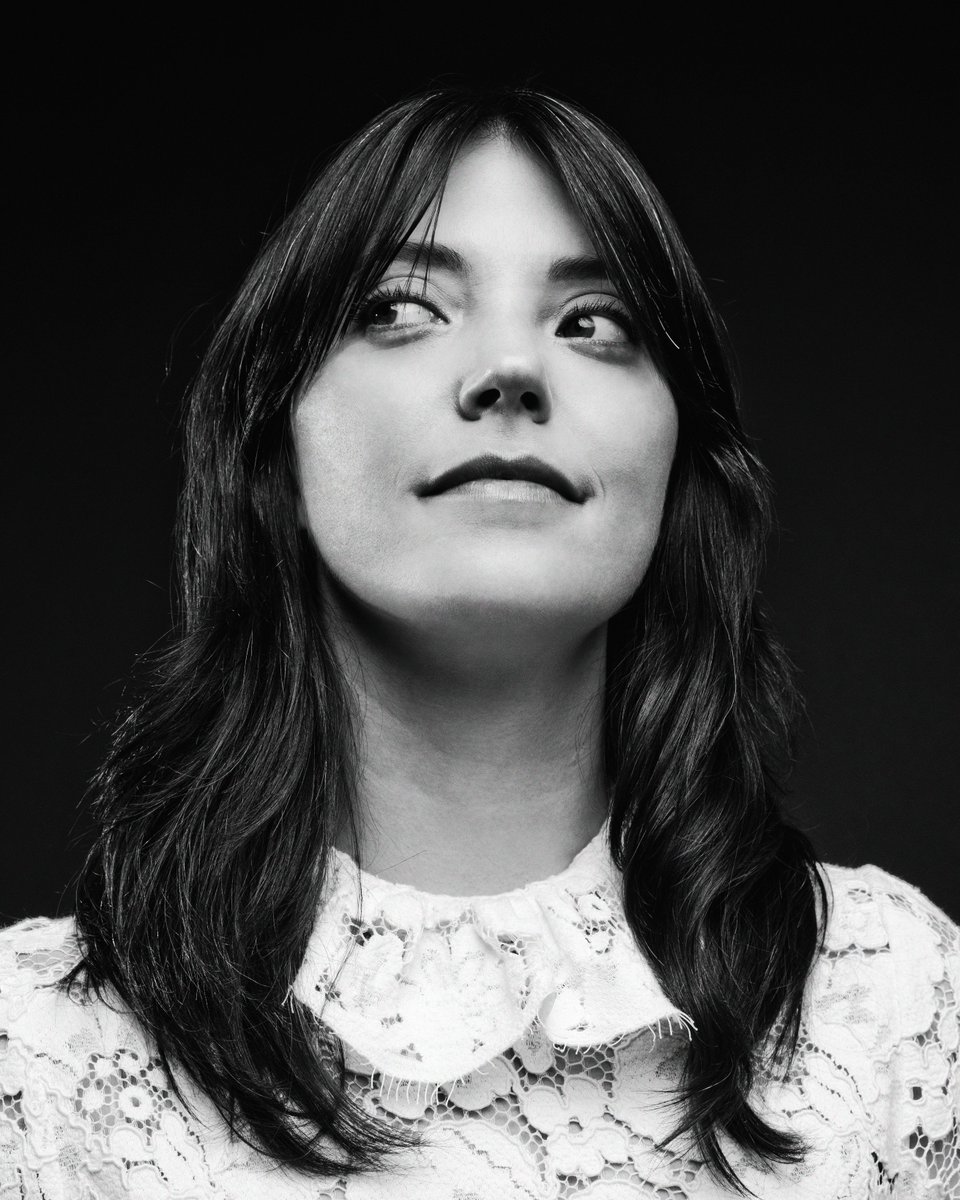 sharonvanetten's tweet photo. I'm delighted to announce I'll be visiting the UK this summer to play with the Heritage Symphony Orchestra as part of @BBCProms at @RoyalAlbertHall on 8/8. It's an honor to join so many talented musicians in such an esteemed series. Tickets on sale May 12. https://t.co/JskXE9oqoo https://t.co/U0gGvGgGbs