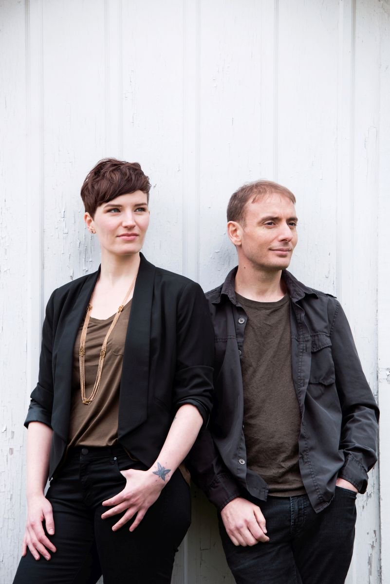 The Whispering Tree: parelsessies.nl De Parel van Zuilen 23 april 20:15u. Kaarten via parelsessies.nl