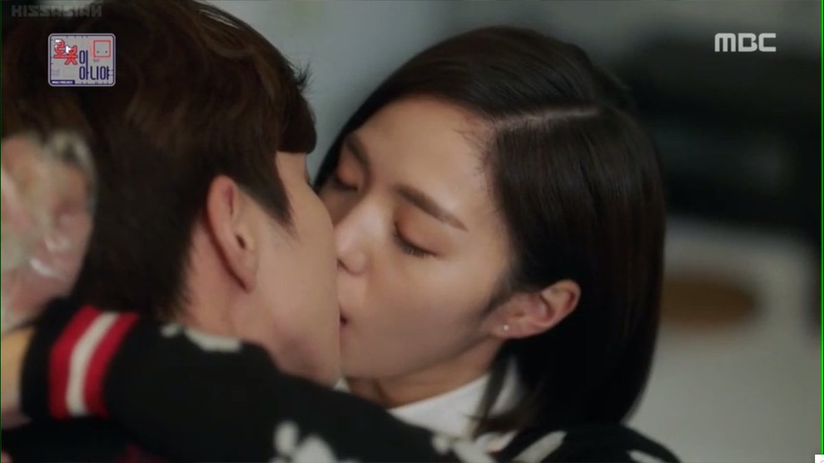 imohyeonjoo's tweet photo. (Episode 30) Eto talaga ang inaabangan ko eh. Haha.
P.S Humihigop king narin 'tong si @ThreePartBaton kamusta naman
ang feeling mo Bes @imjojiah ? Hahaha. #INARSearch https://t.co/XGZLr8utHz