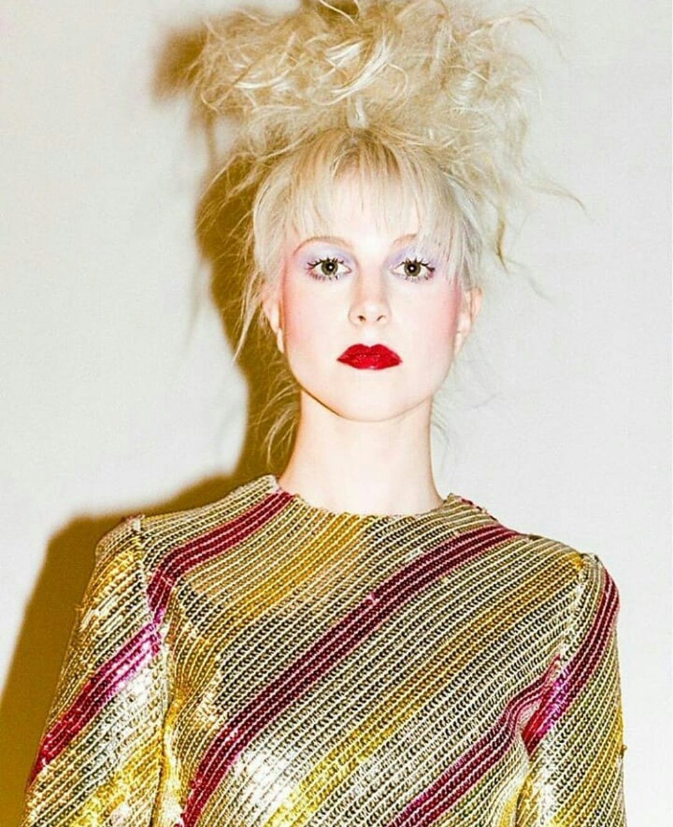 PARAMOREPARAGU1's tweet photo. Nueva Foto de @yelyahwilliams😻❤❤ @phojoh 

#Paramore #loveparamore #Parafamily #Paramoreismylife #IloveParamore #Paramoreparaguay #Pmore #Paramoreband #weareparamore #afterlaughter #Hayleywilliams #TaylorYork #zacfarro https://t.co/hxkaf2Ri6E