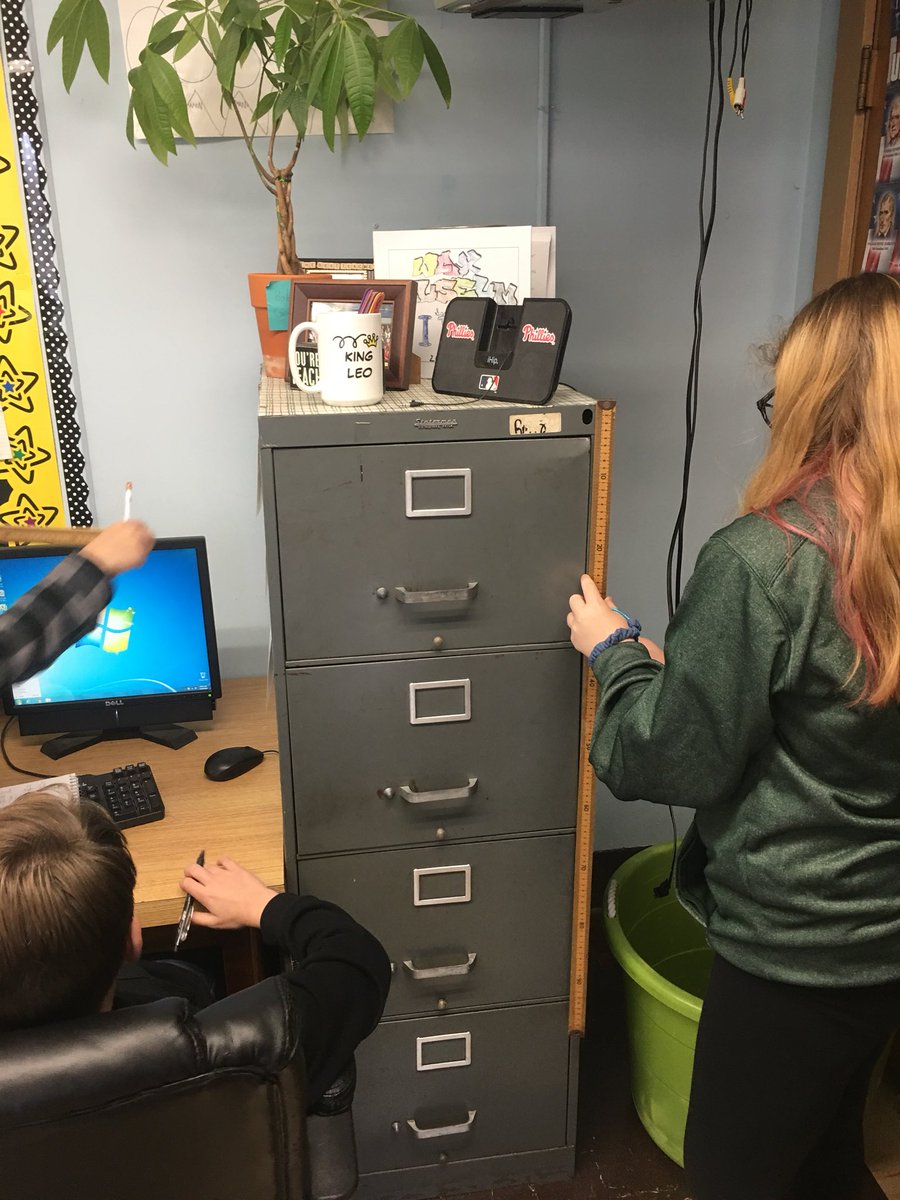 SayenLeonardo's tweet photo. Volume scavenger hunt! @SayenCounselor @SayenLions @JenMarinello https://t.co/oAlI58ybeZ
