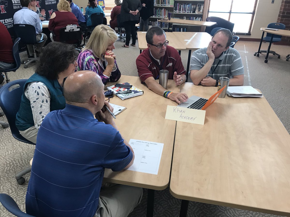 APMillerFPES's tweet photo. Our very first Edcamp! Teachers sharing with teachers @WhiteKnollHigh What a wonderful day of learning. @jamiefpowell12 @CarolinaMills98 @BaddieBoyerWKHS @markdudley19 @scagle12 #howlaboutit #growlearnshare https://t.co/xNjW5f5EnJ