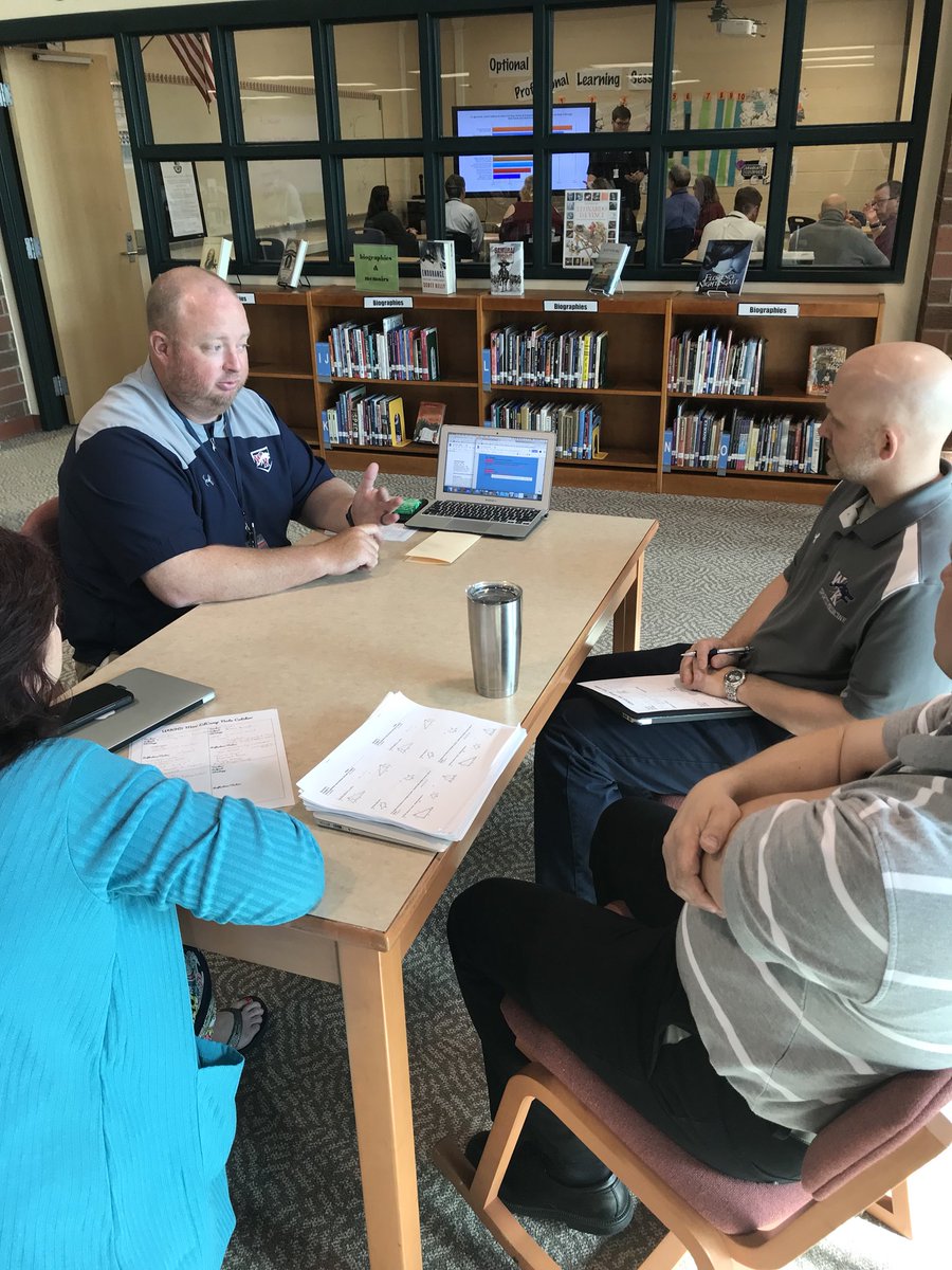 APMillerFPES's tweet photo. Our very first Edcamp! Teachers sharing with teachers @WhiteKnollHigh What a wonderful day of learning. @jamiefpowell12 @CarolinaMills98 @BaddieBoyerWKHS @markdudley19 @scagle12 #howlaboutit #growlearnshare https://t.co/xNjW5f5EnJ