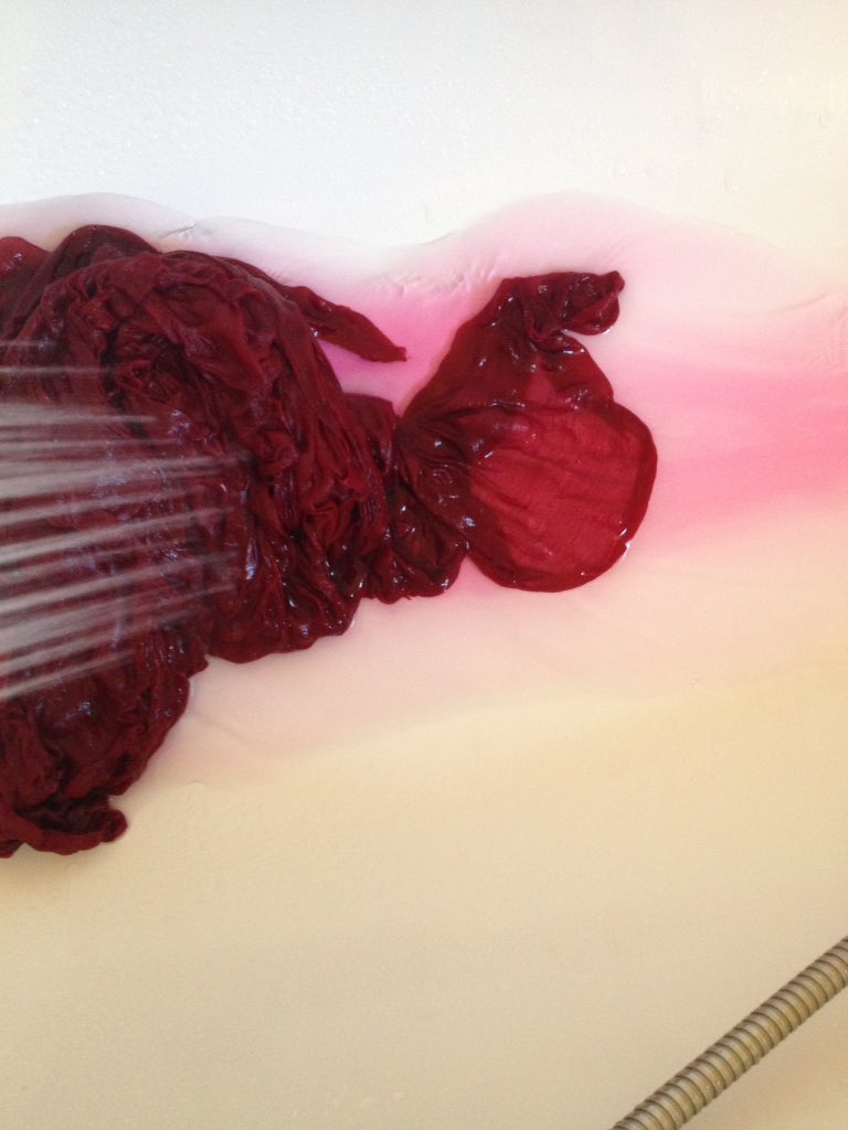 LJSFashions's tweet photo. #dyeing #graduation2018 #graduationcollection #victorians #VictorianWorkingWomen #inspirational #fashion2018 #ThursdayMotivation thank goodness for the #heatwave washing line drying 😊 @UniKentFashion https://t.co/b3pSp3MsdF