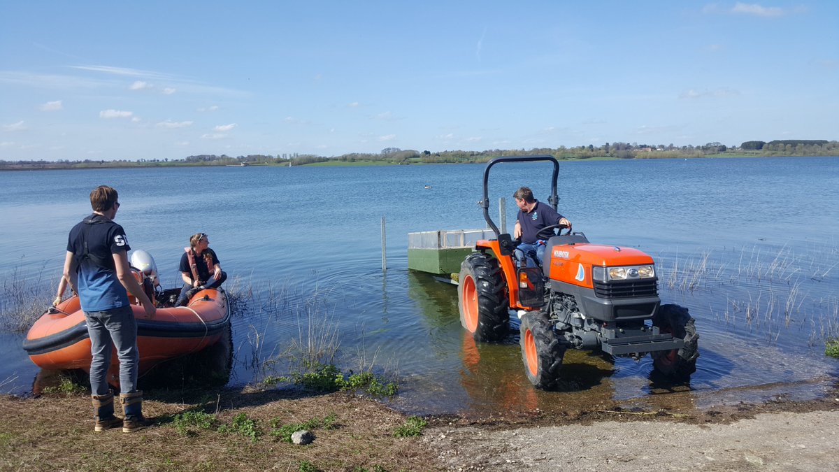 STWDraycote's tweet photo. Big thanks to @DraycoteWaterSC+ @TrainingDWSC for helping us put the #tern raft out this year. #Fingerscrossed. https://t.co/8dOv5hN0nC