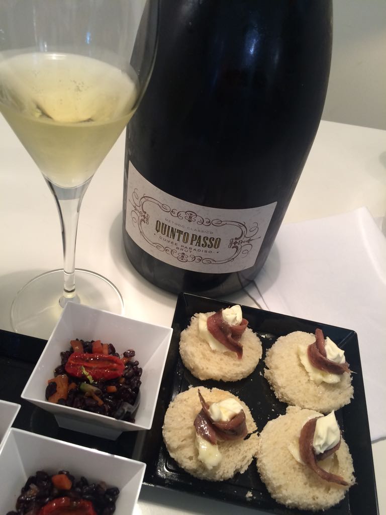 Quintopasso's tweet image. Tanti incontri, tanti assaggi, tanti volti... Ecco alcuni frammenti di questo #Vinitaly2018 ormai alle spalle. #Quintopasso #MetodoClassico #EmiliaRomagna