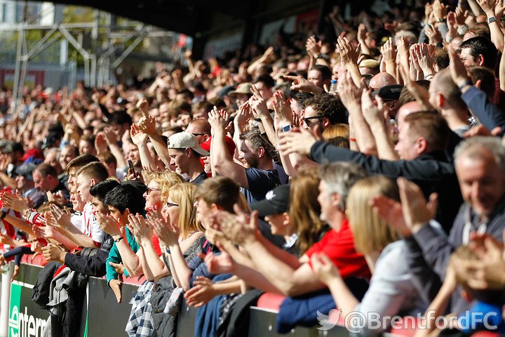 BrentfordFC's tweet photo. We are backing the petition to allow Premier League and Championship football clubs to introduce safe standing
Sign the petition 👇
https://t.co/rNIpbCoIMK https://t.co/sobHVdHTym
