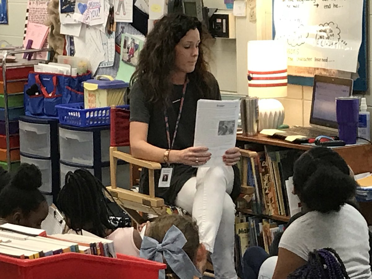 DrDJSpeaks's tweet photo. Responsive Classrooms at Springfield Elementary are buzzing with excitement today. Very impressive strategies to engage students. #gwd50 #sced #responsiveclassoom https://t.co/8MvDlBayQm