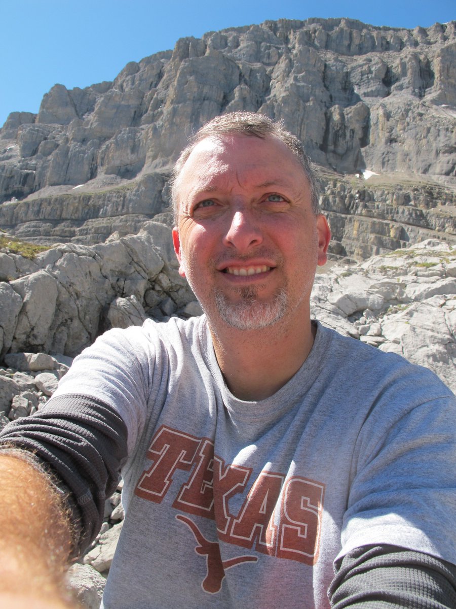 RoyalTyrrell's tweet photo. Dr. Chris Jass from @RoyalAlberta discusses ice age cave deposits in western North America. Join us at in our auditorium at 11 a.m. today or tune into Twitter for live coverage. #SpeakerSeries https://t.co/HxMHs7r6Ou
