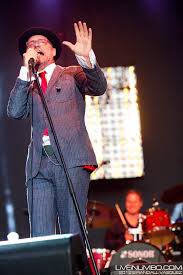 TheHipFans's tweet photo. @CheynezMommy @HonouringGord @GordQuotes @RaiseOneForGord @sandyromano @Mexibeach @NorthernLove93 @zoomii333 @jay_vaccaro @thehipdotcom @TheHipFandom @GordsCoffeeGirl @DannieD2112 @TheHipQOTD @byrneness @ThreeStarPet @Ylva_says Happy #NationalHighFiveDay 🖐
#TheHip #MusicLovers #HIPFans https://t.co/sj9LsPSobP