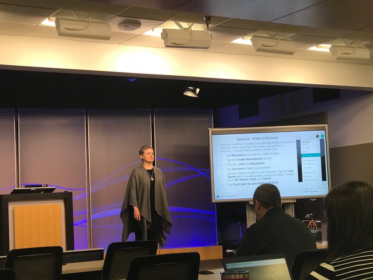 amberbuff_'s tweet photo. Kudos to @MWEnergy making us SAS folks masters at our #twittergame. #SASlife #NationalHighFiveDay https://t.co/hgfL1pRkjr