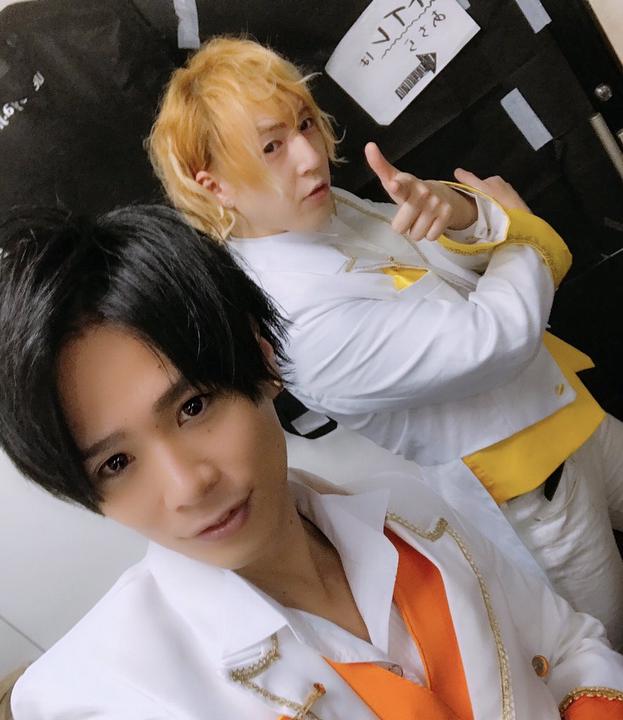 今日はーー、 えぴばんだったぁー(//∇//) スゲ〜楽しかったぁー