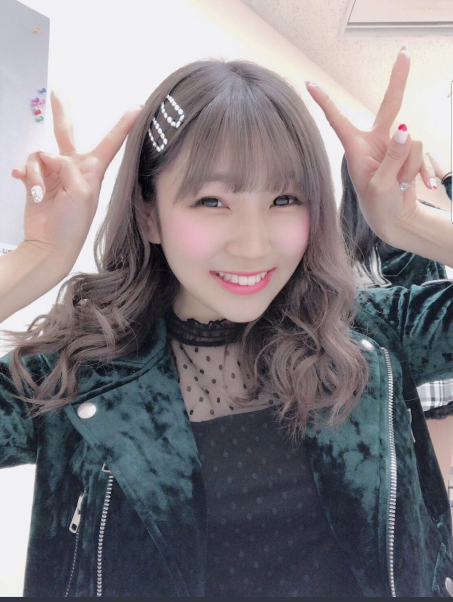 マサマサub美緒 なやんだけど やはりこっちがさきかな 143 のリーダー そして ガンガン前にいって コールしたくなるひと してるんだけど 笑 元気なジュリ パフォーマンスのかっこいいジュリ 笑顔のジュリ どれもかわいい 素っぴんとか