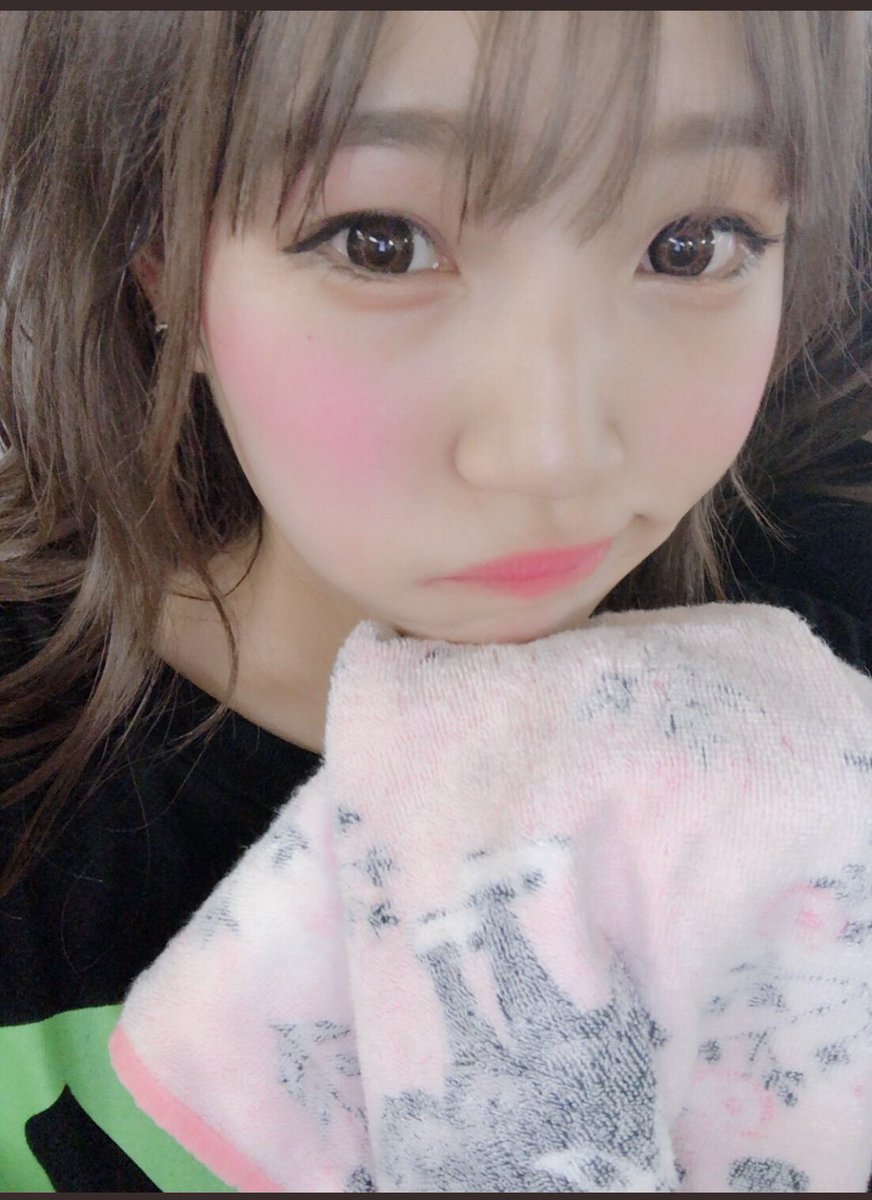 ট ইট র マサマサub美緒 なやんだけど やはりこっちがさきかな 143 のリーダー そして ガンガン前にいって コールしたくなるひと してるんだけど 笑 元気なジュリ パフォーマンスのかっこいいジュリ 笑顔のジュリ どれもかわいい 素っぴんとか