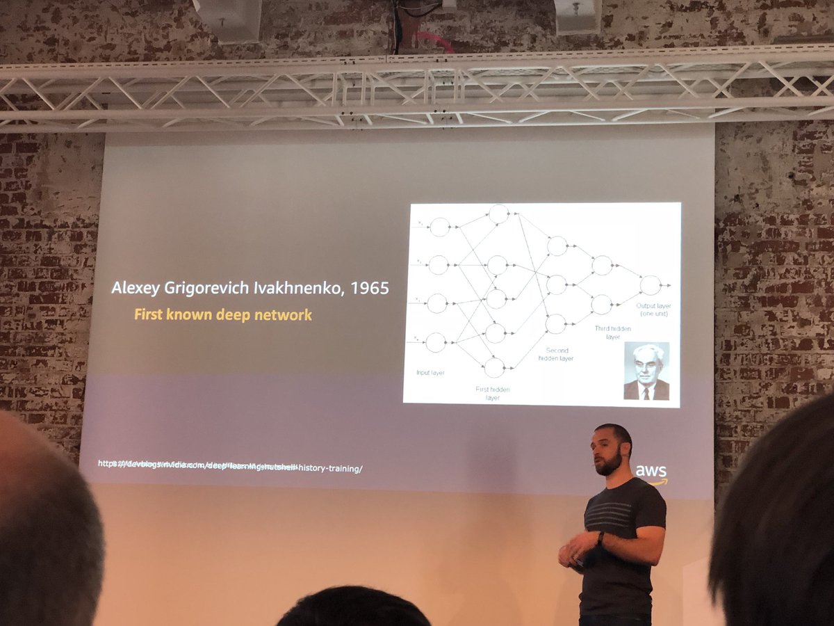 DeepLearningCty's tweet photo. #AWSDevDays #DeepLearning #Frankfurt with @adhorn https://t.co/rPXDo6TLK7