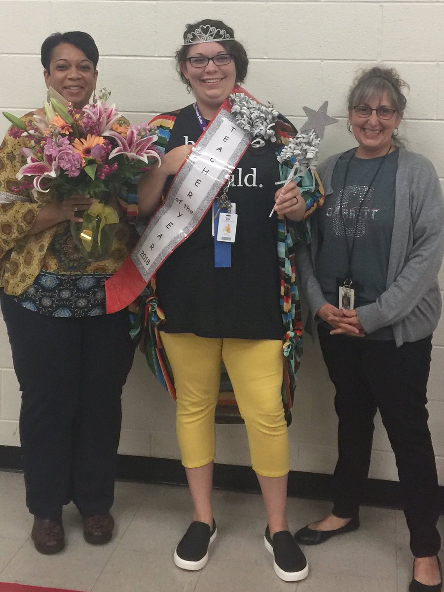 LColeman73's tweet photo. So very proud to announce Garrett Primary Teacher of the Year...Mrs. Lacy Havard!!! #GarrettCowboys #Lufkinlearns #LufkinU https://t.co/7jssCcbHgg