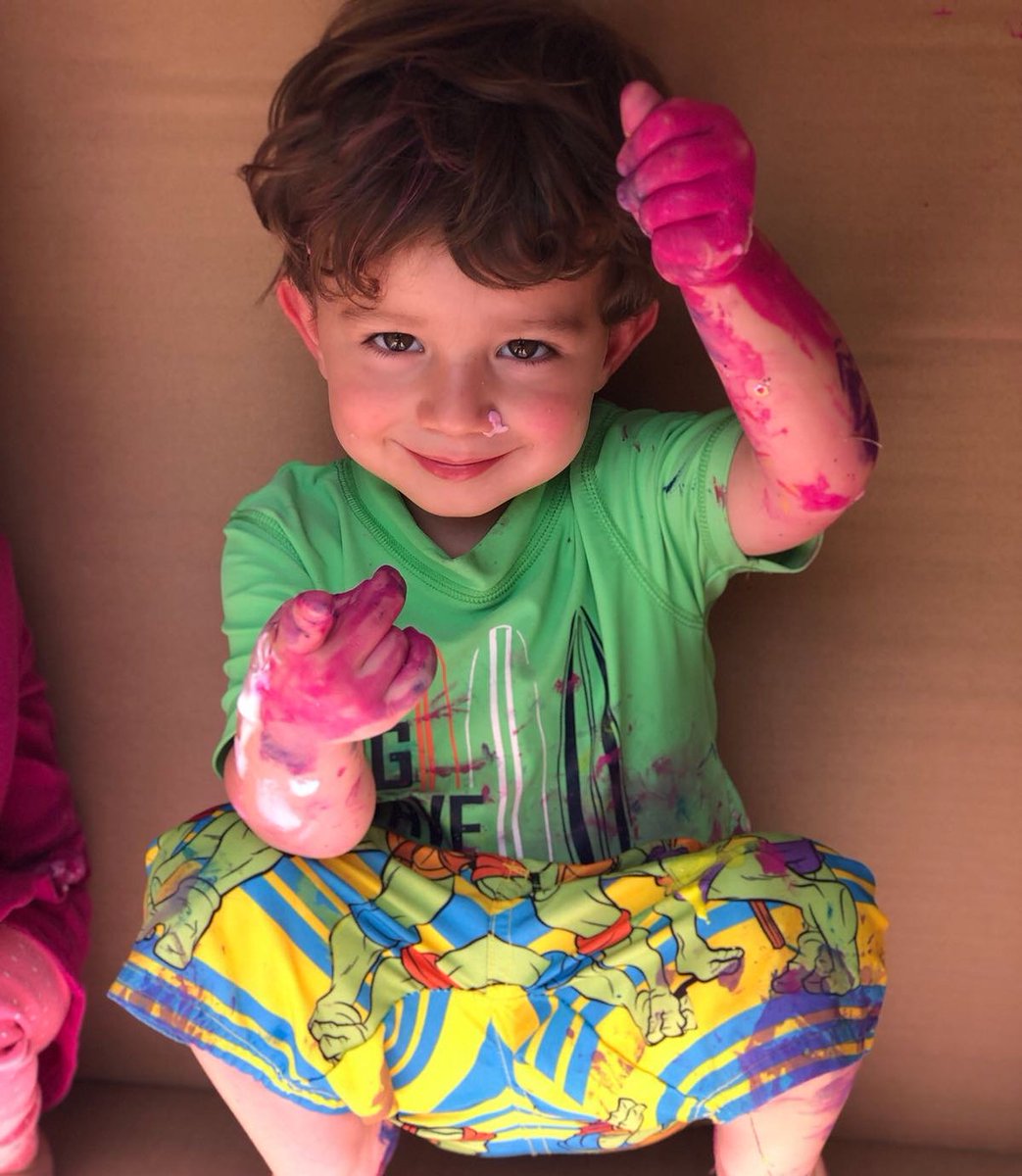 lramirezson2's tweet photo. Messy art work is always fun Robinson School in Puerto Rico  celebrates #WOTYC2018 #therobinsonway #RobinsonEarlyYears https://t.co/M0XHqRzVvO