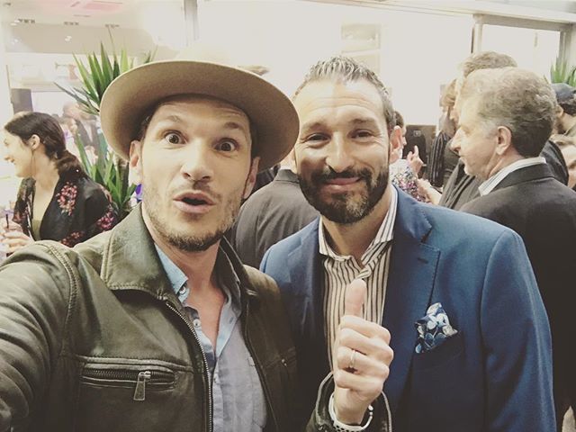bravoAlvin's tweet photo. Ci sono campioni e Campioni, @gianlucazambrotta_official ha la C maiuscola.
🙌🏼🙌🏼🙌🏼🙌🏼 e #forza @acmilan #camicissima @camicissima @eziamod @picialana https://t.co/jdk3SHZCma https://t.co/rk733N5Ml0