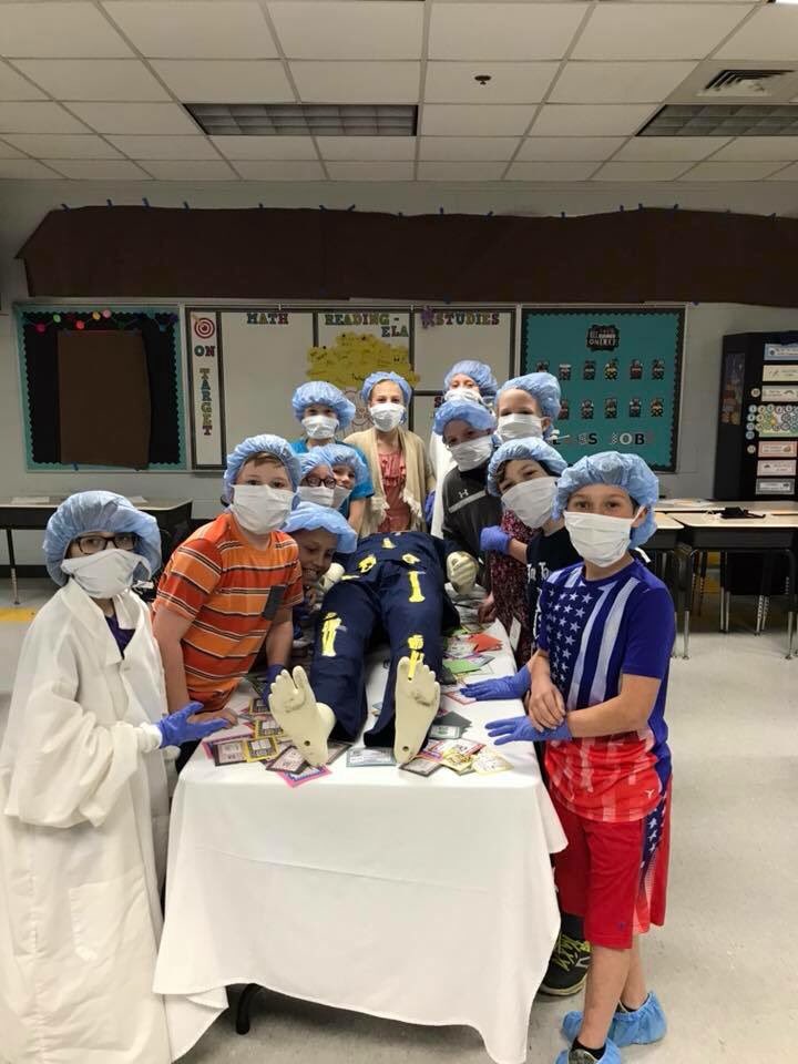 WCES_Cherokees's tweet photo. Math surgery today in Mrs. Woods class! #bewaterville https://t.co/CNCcL7RDOI