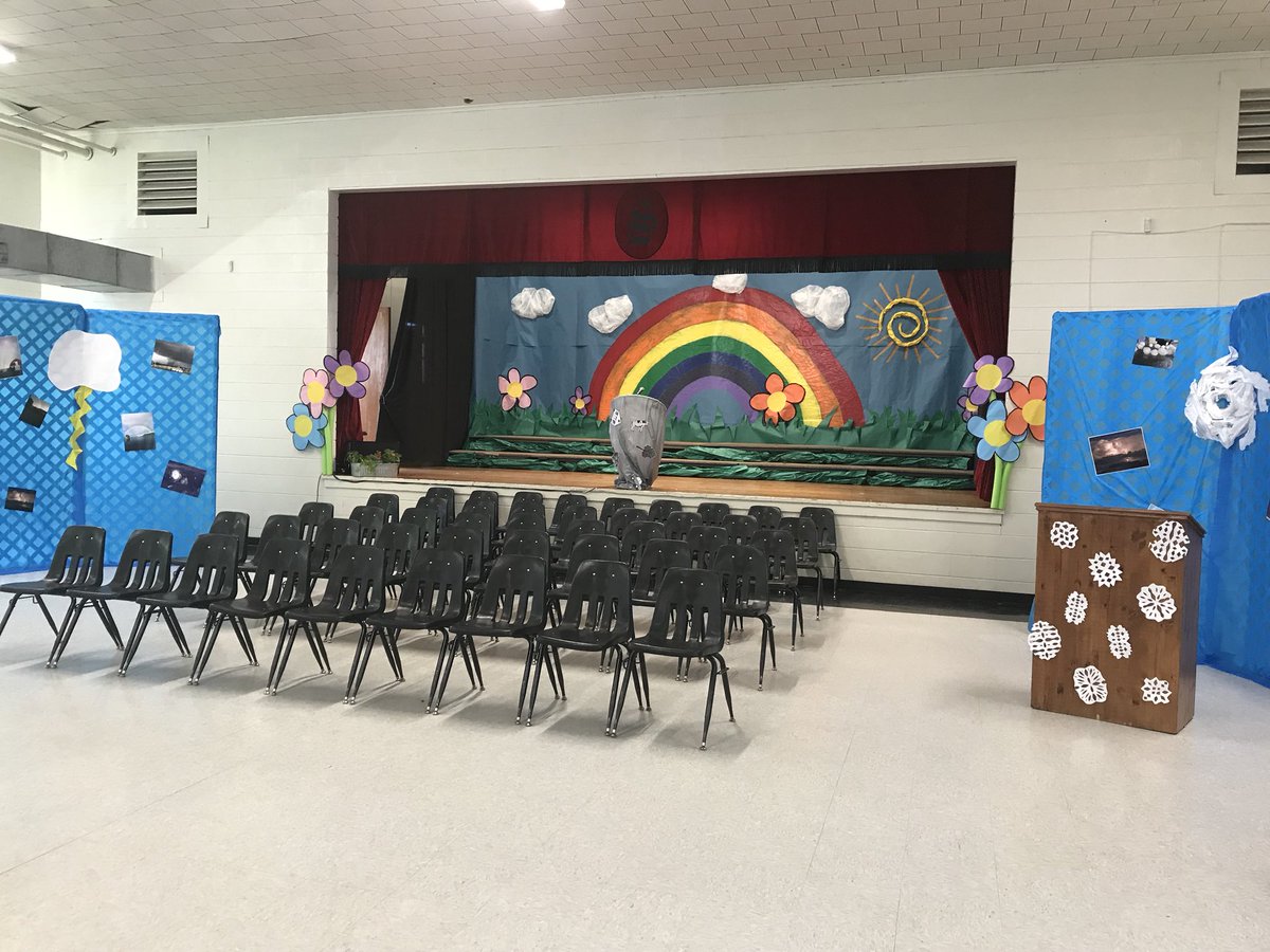 cwilson2001's tweet photo. The calm before the storm!!!  Can’t wait to see our sweet kiddos perform tomorrow!!  #Kindergarten #2018 https://t.co/wcknDm5eQL