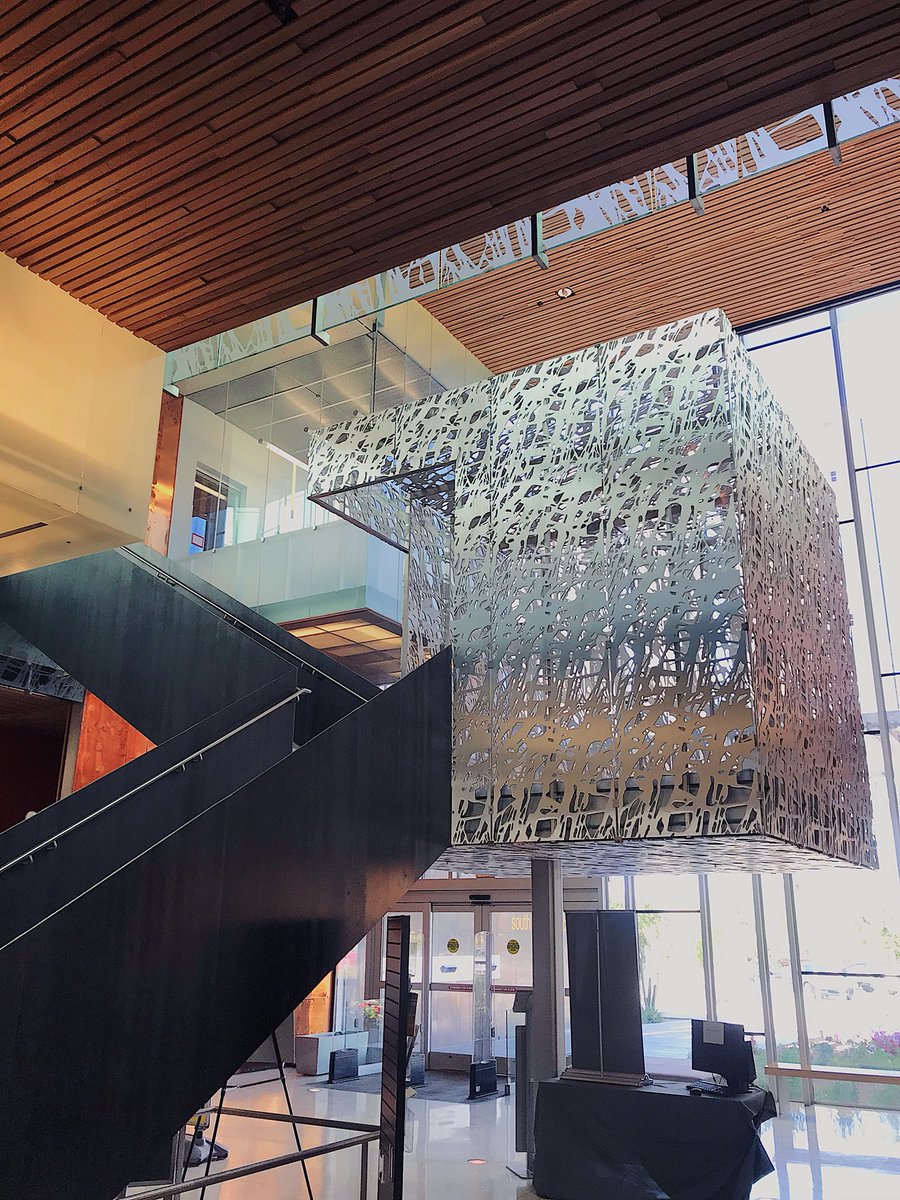 arkisens's tweet photo. South Mountain Community Library by @richardbauer_
...
#architecture #travel #photography #library #design #metalskin #copper #cedar #wood #lasercut #patterns #RichärdBauer #SouthMountain #SouthMountainCommunityCollege #Phoenix #Arizona #myphx https://t.co/4soAHQyZkH