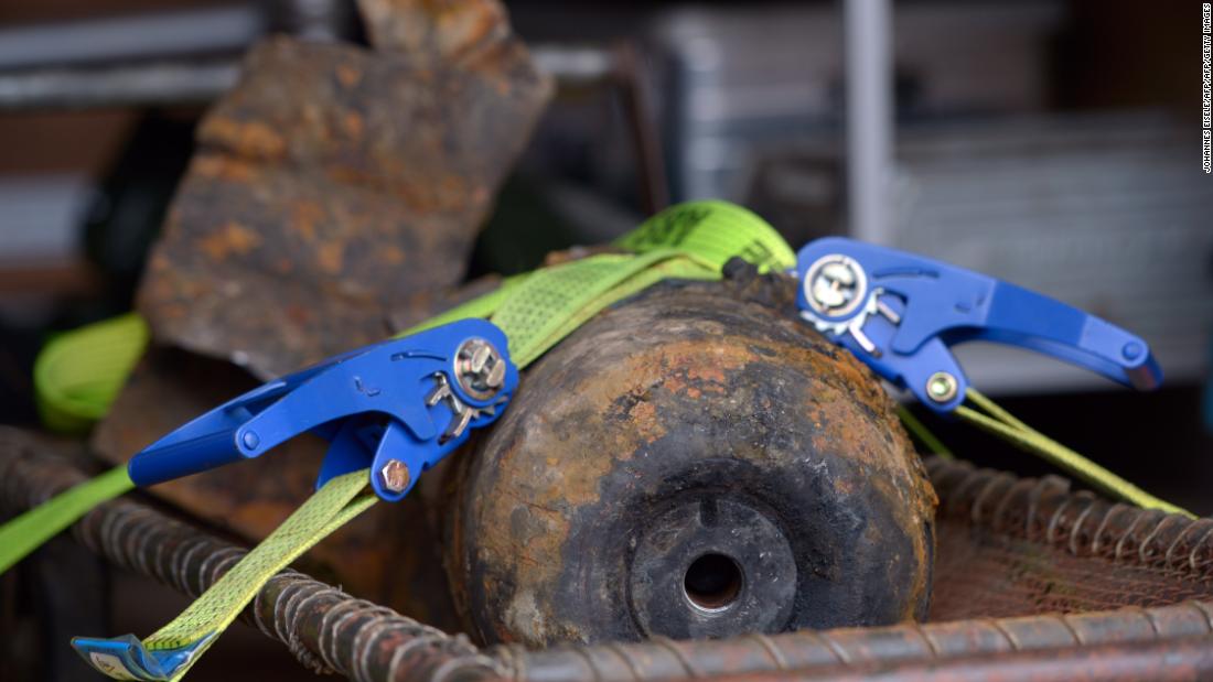 CNN's tweet photo. The disposal of an unexploded World War II bomb will bring disruption to Berlin as police attempt to defuse the 1,100-pound (500-kilogram) explosive https://t.co/RK4vbSsYl0 https://t.co/DOLMagr8Mb