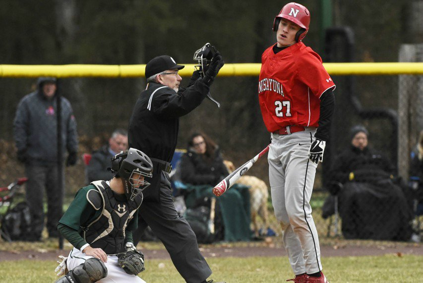 activitiesinalb's tweet image. Shenendehowa beats Niskayuna in baseball rematch dlvr.it/QQ6SL2