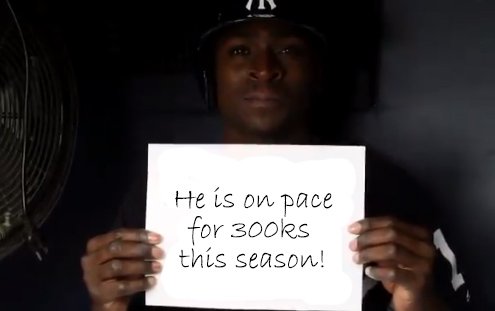 FoulTerritory_'s tweet photo. The New York Yankees show their support... https://t.co/Xj30pdIYXo