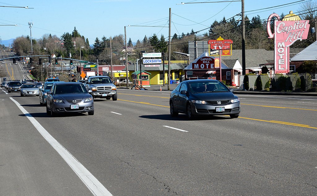 oregonmetro's tweet image. The Southwest Corridor is expected to welcome as many as 70,000 new residents and 65,000 additional jobs by 2035. The @SWCorridor plan would improve transit for those who work, play and live in the area: oregonmetro.gov/news/get-know-…