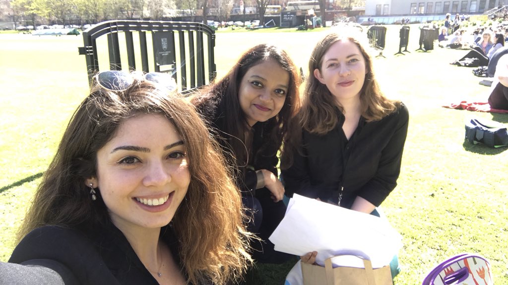DrSelinAkkol's tweet photo. It was a glorious sunny day in Dublin we really enjoyed both the sun and the conference! Looking forward to see tomorrowโs presentations! @ESRII2018Dublin #esrii2018 #research #internetinterventions #phdcrew https://t.co/b1CeFUZFeq