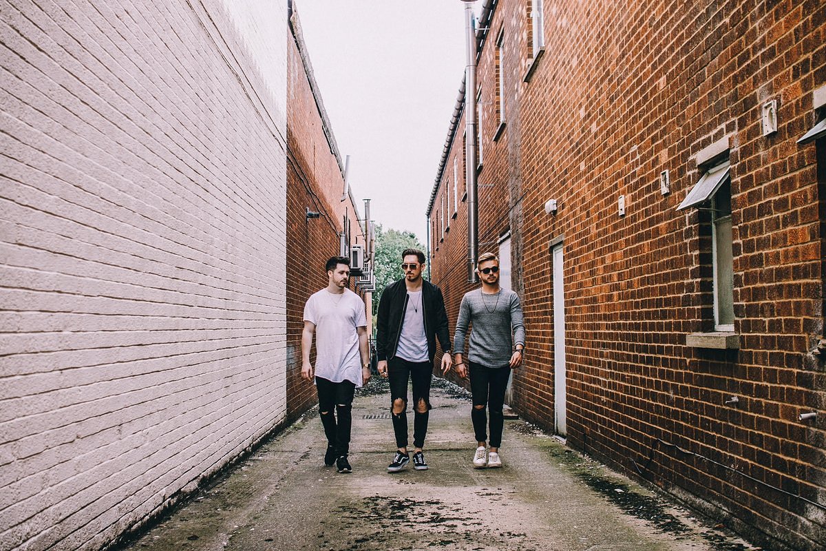 square_hippo's tweet image. 💥 1 WEEK TO GO + COMPETITION = WIN TICKETS 💥
You could win 2 x tickets for Thurs 26th April's gig with @ClubDriveBand, alongside support from @OfficialRozelle &amp;amp; @Me_AndTheMoon at @HoxtonSquareBar!

Head to Square Hippo's Facebook  page to enter.

facebook.com/SquareHippoEve…