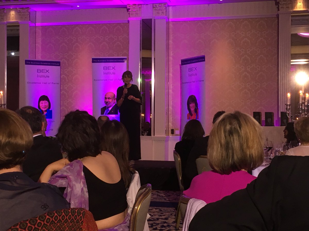 DeclanBourkeIRE's tweet photo. Marie Lindsay accepts her award @BEX_Institute #ExcelHOF https://t.co/PPHkLYfiNO